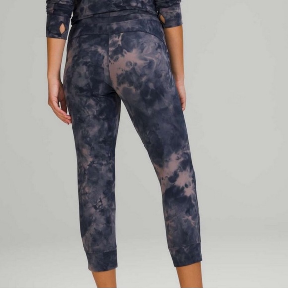 Lululemon Ready to Rulu Jogger Crop Diamond Dye Lunar Rock True Navy Size: 10 - Picture 5 of 12